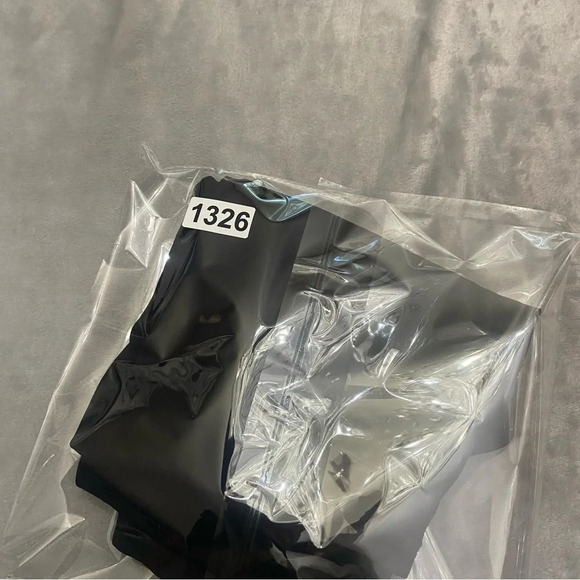 Lululemon train times crop 21” black 21326 - Picture 11 of 11